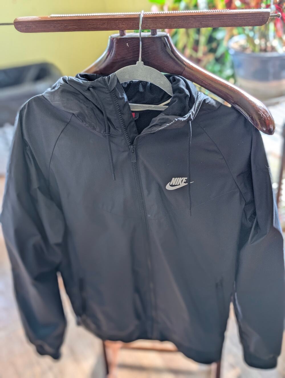 Nike Sportswear Windrunner Hooded Jacket Black White Men's Size Medium